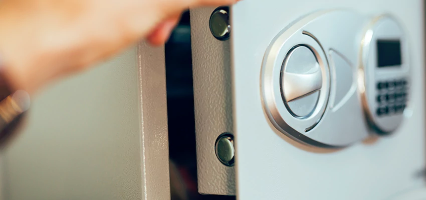 Fingerprint Safe Openers in Palermo, CA
